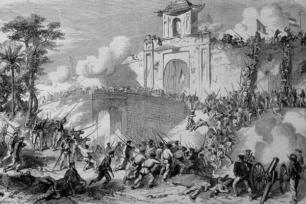 Đâu không phải lý do trong năm 1859 thực dân Pháp chuyển hướng tấn công vào Gia Định?
