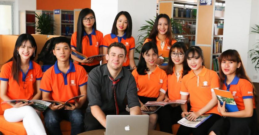 Tổng hợp 10 trường đào tạo ngôn ngữ Anh tốt nhất ở Hà Nội